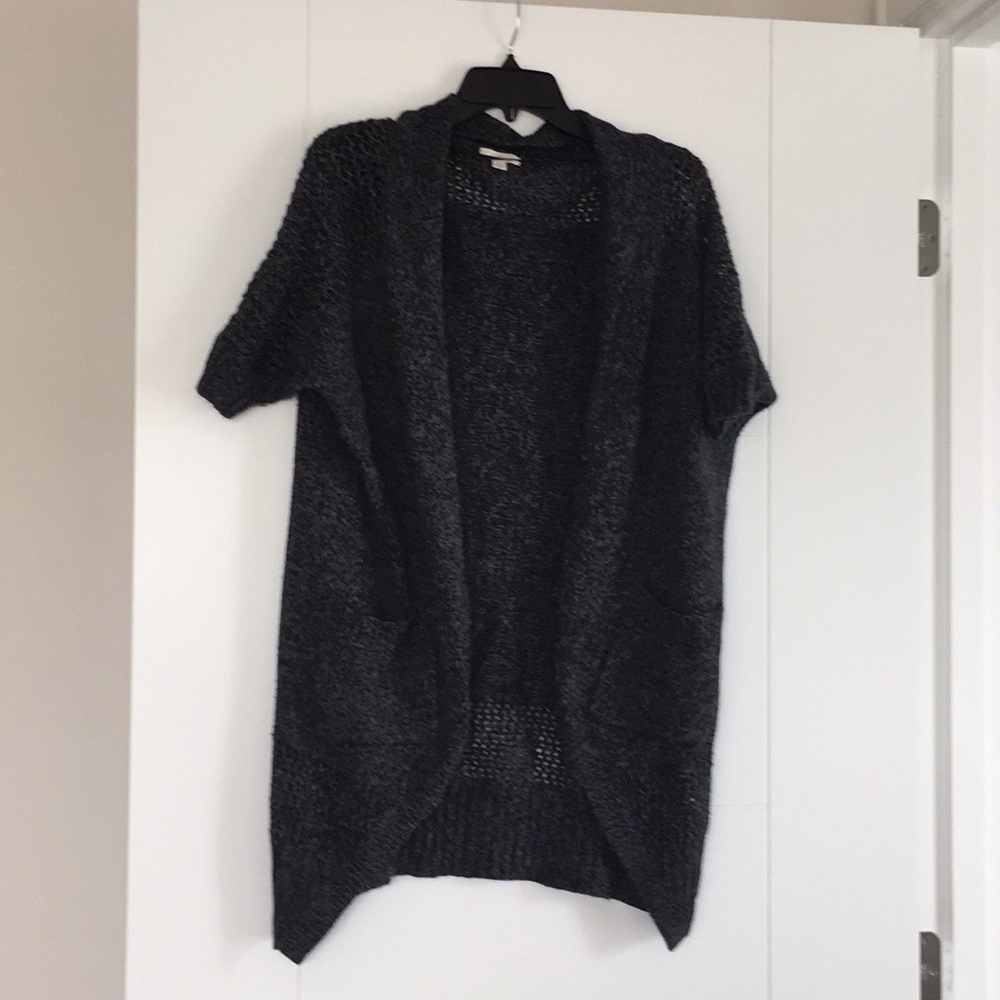 Nordstrom Caslon Black and Gray Short Sleeve Long Open Sweater